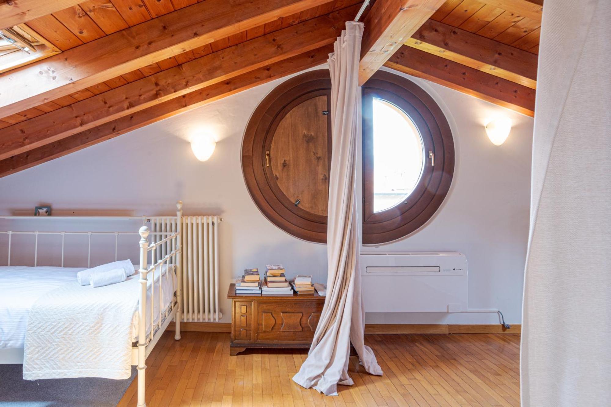 Pearl Of The Lake Apartment, Bellagio, Breathtaking Views And Good Vibes Экстерьер фото